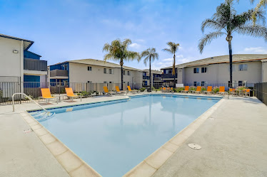 Terre at Lakeside Apartments