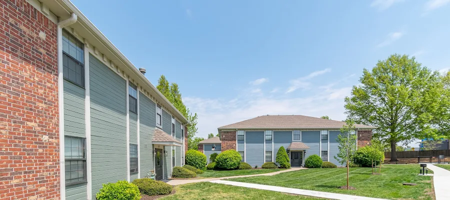 The Arbor Apartments and Townhomes