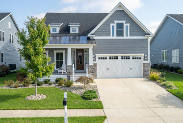 The Debbie Reed Team/REMAX Realty Group