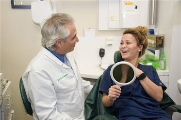 The Dental Care Group-Aventura
