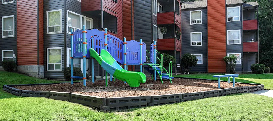The Diplomat Apartment Homes