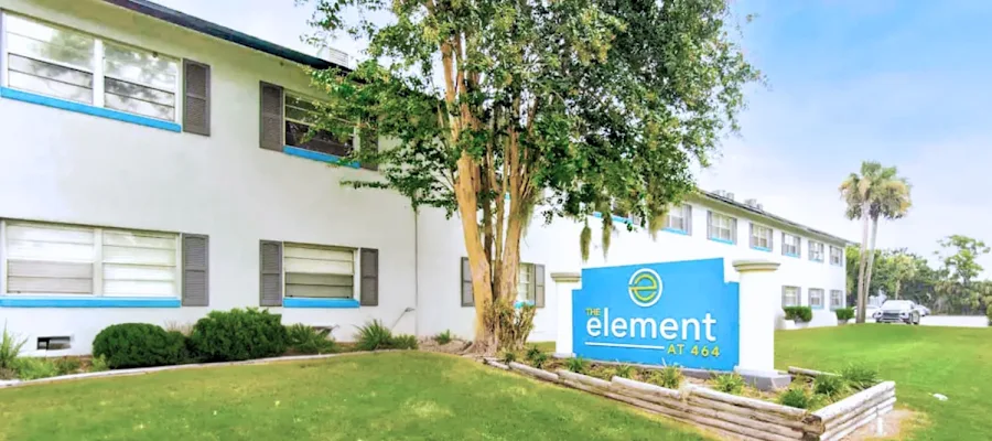 The Element At 464
