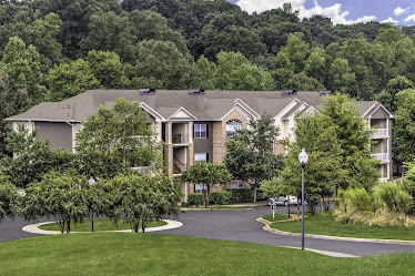 The Estates At The Legends, Luxury Apartments in Hickory, NC