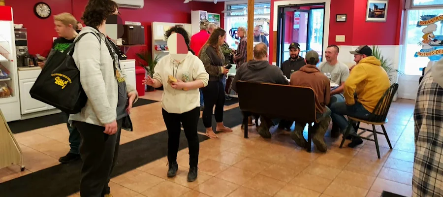 The Grahamsville Deli
