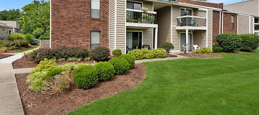 The Grove at Lyndon Apartments