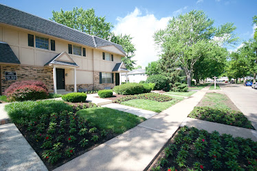 The Groves Apartments