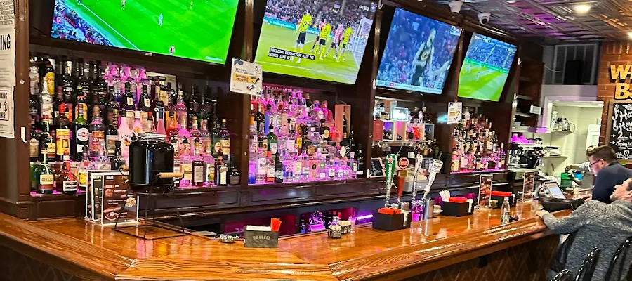 The Jacket Bar & Micro Brewery