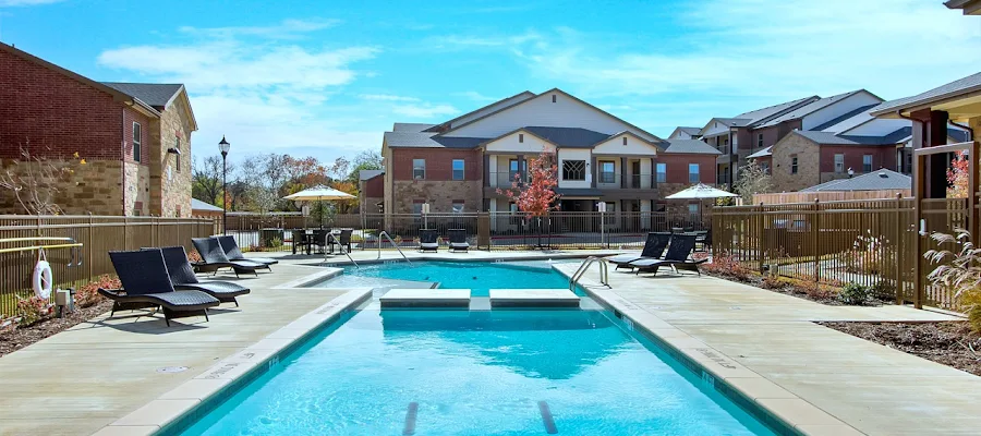 The Lakeshore Apartments