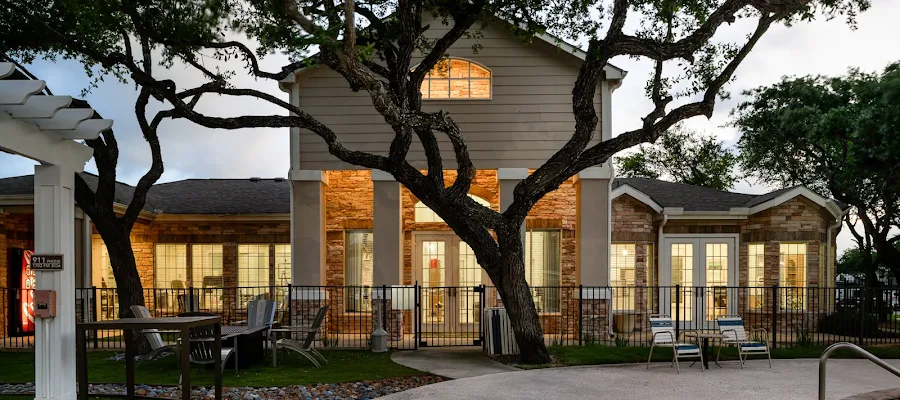 The Oaks at Bentwater Apartment Homes