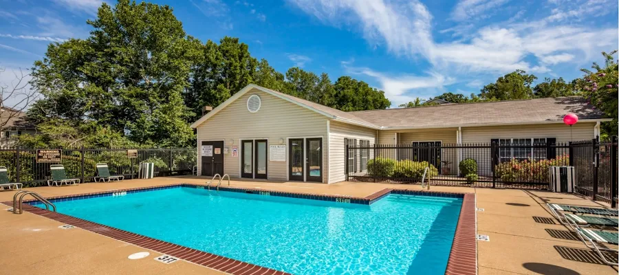 The Pointe at 731