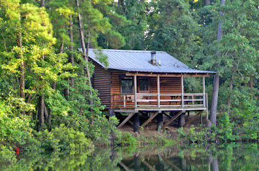 The Retreat at Artesian Lakes