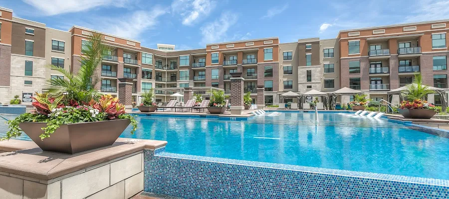 The Royale at CityPlace Apartments