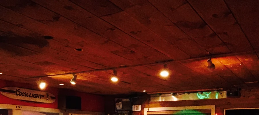 The Rusty Nail Bar & Grill