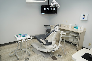 The Town Dentist: Englewood Emergency Dental and Implant Center
