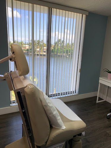 Tory Sullivan MD: Sullivan Dermatology