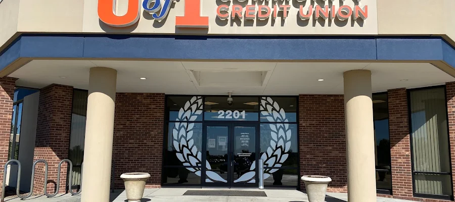 U of I Community Credit Union - First Street Branch