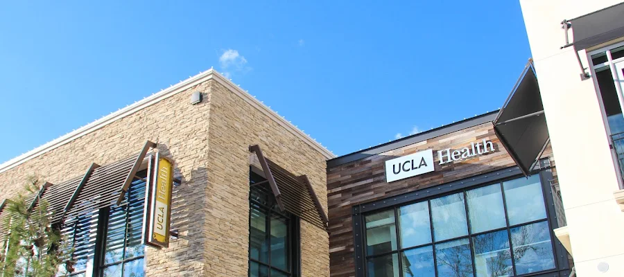 UCLA Health Woodland Hills Family Medicine, Internal Medicine & Pediatrics