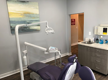 Village Dentistry Greenfield: Jason Bayless DDS