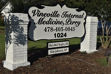 Vineville Internal Medicine, Perry