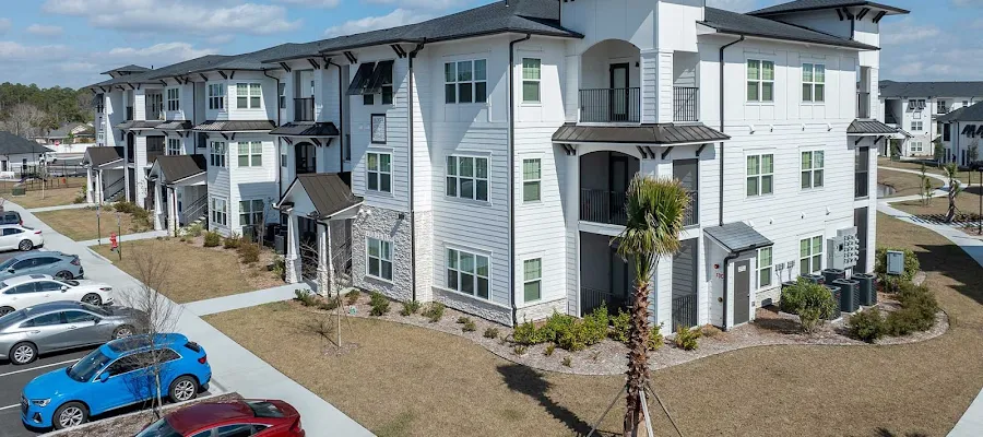 Vintage Brunswick Apartments