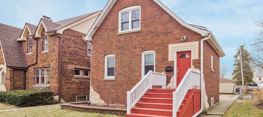 Wardlow Group | Downers Grove, IL Real Estate Agents | @properties Christie's International