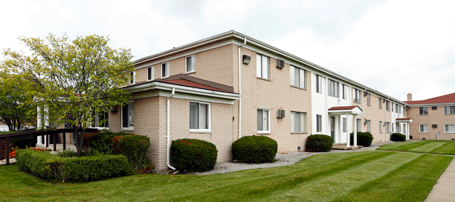 Warren Manor Apartments