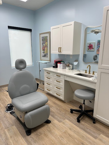 Warthan Amir Dermatology