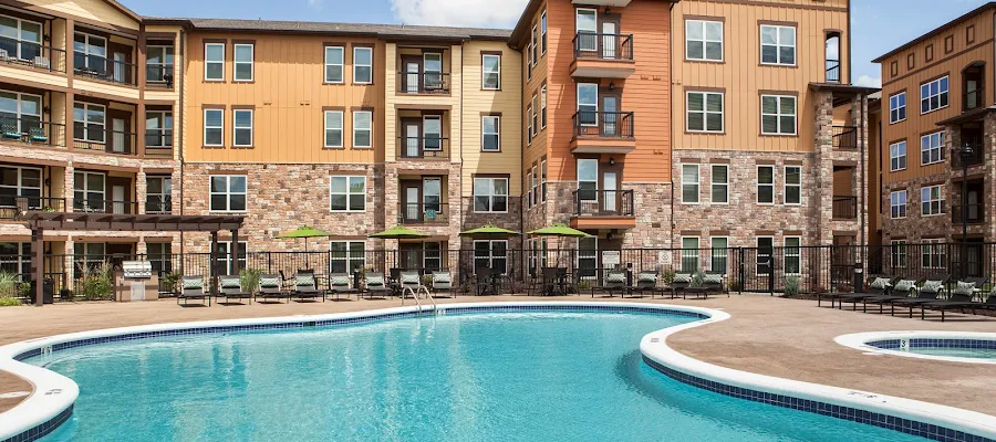 Watermark at Jordan Creek Apartments