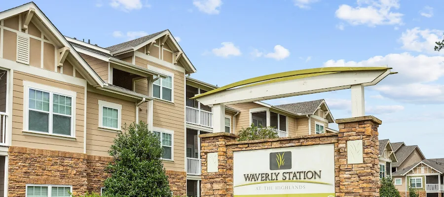 Waverly Station at the Highlands