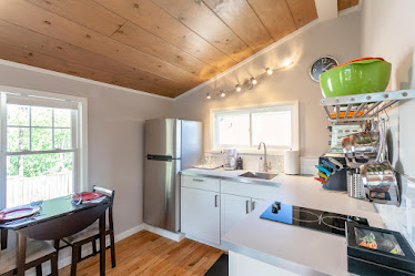 Well-Bred Luxury Lodgings