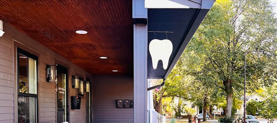 West 7th Dental