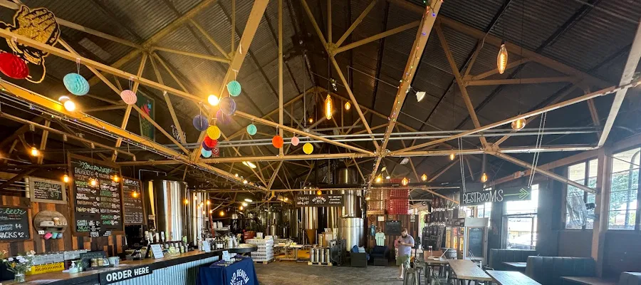 Wild Heaven Beer Avondale & Al's Pine Street Market Kitchen