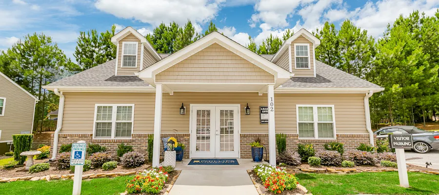 Winter Ridge & Montclair Apartments