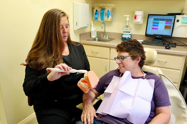 Woburn Family Dental - Dentist in Woburn MA - Implants, Crowns, Dentures, Emergency Dental Care