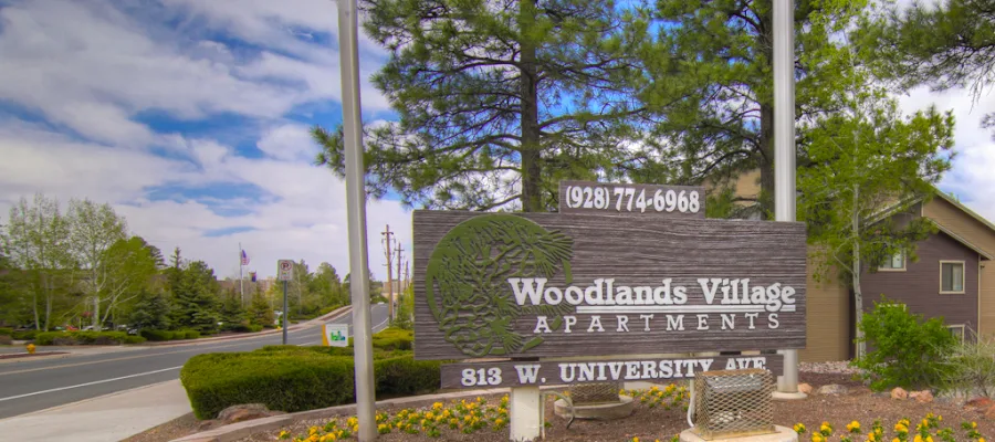 Woodlands Village Apartments