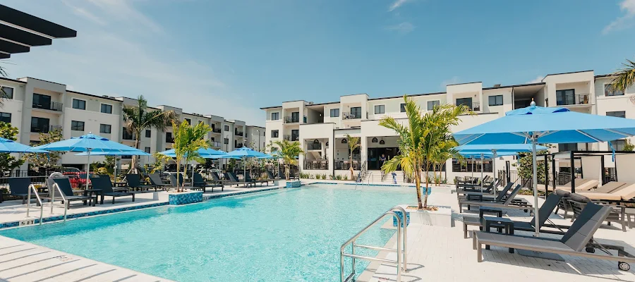 Wrecker's Cay Apartments