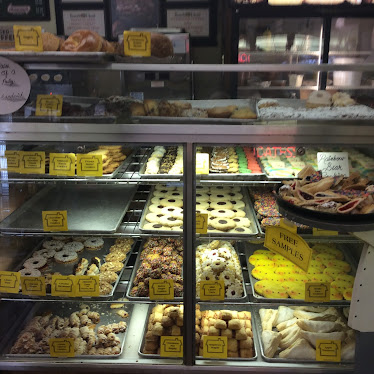 Yellow Cottage Deli & Bakery
