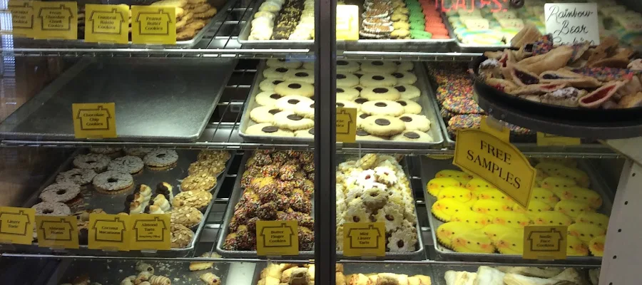 Yellow Cottage Deli & Bakery