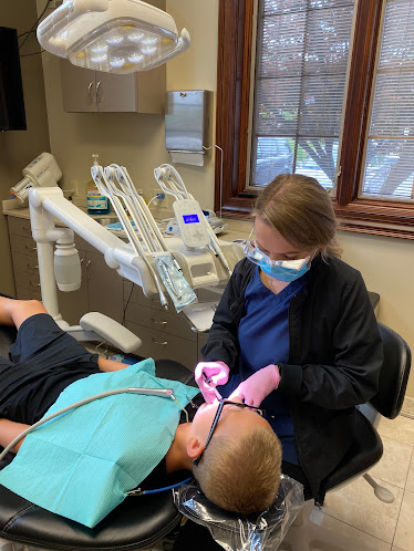 Zenon Farian, DDS