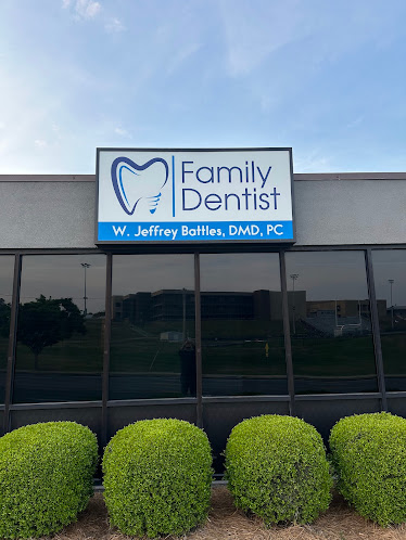 W. Jeffrey Battles, DMD, PC---Dentistry/ Implants/ Facial Aesthetics for Dalton, Chatsworth and NW Georgia