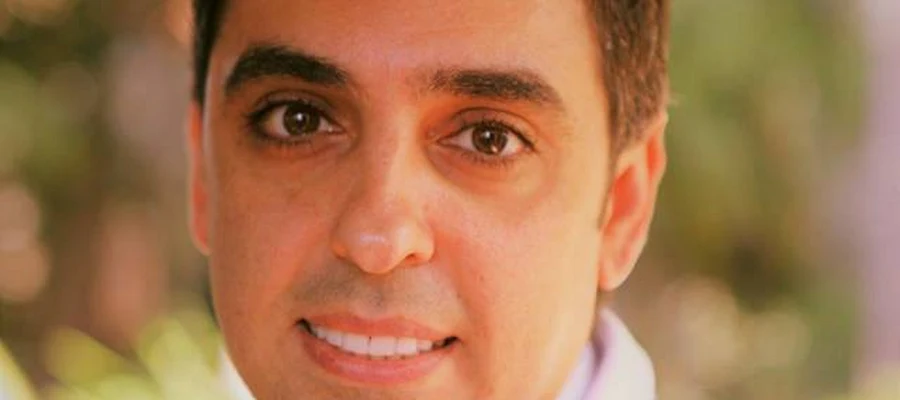 MedWell Medical. Michael Tehrani M.D. Award Winning Internal Medicine Specializing in Geriatrics & Primary Care